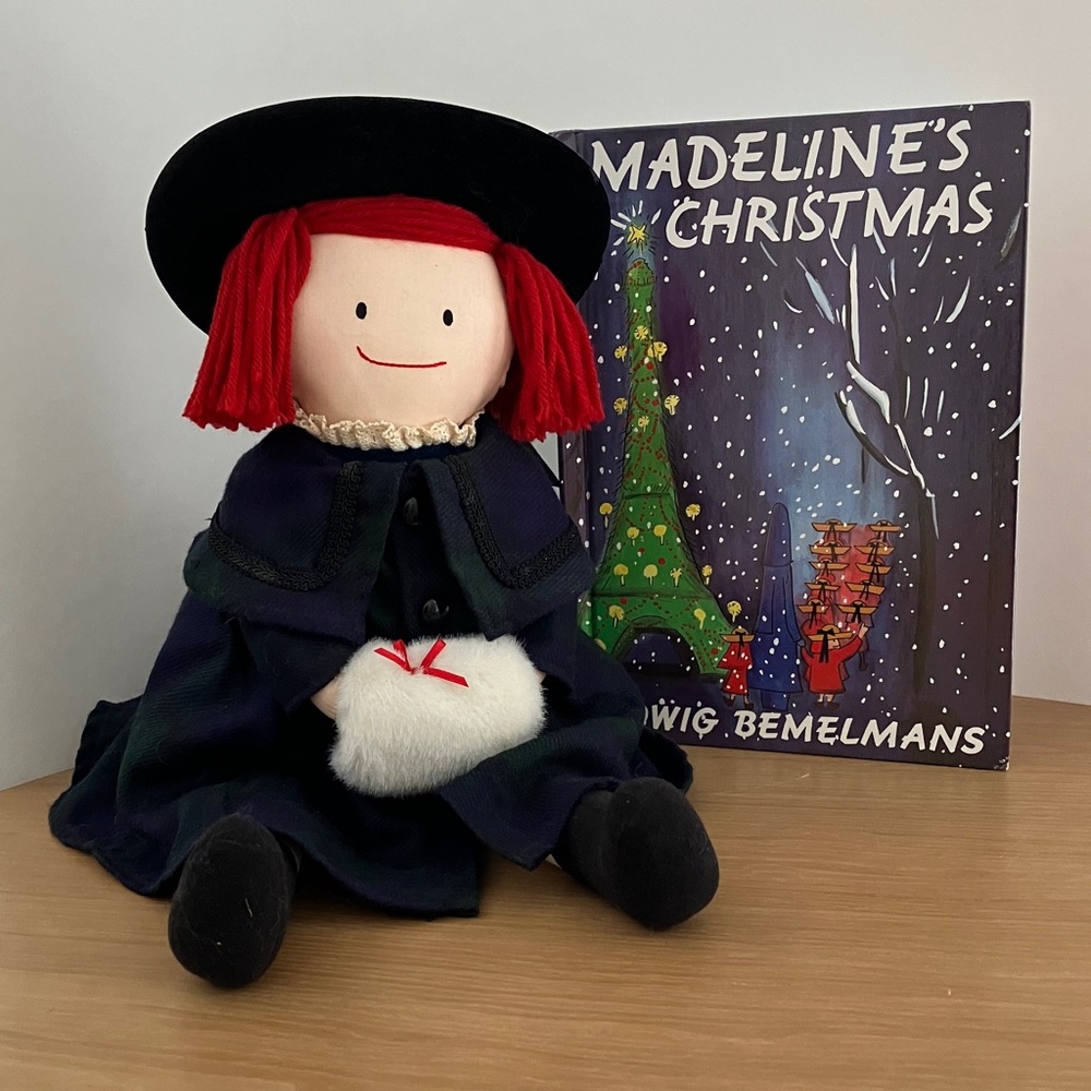 **Madeline Christmas Book/Doll